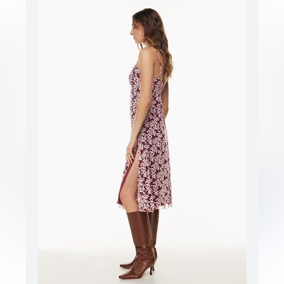 Wilfred Sister Midi Dress - Picture 2 of 8